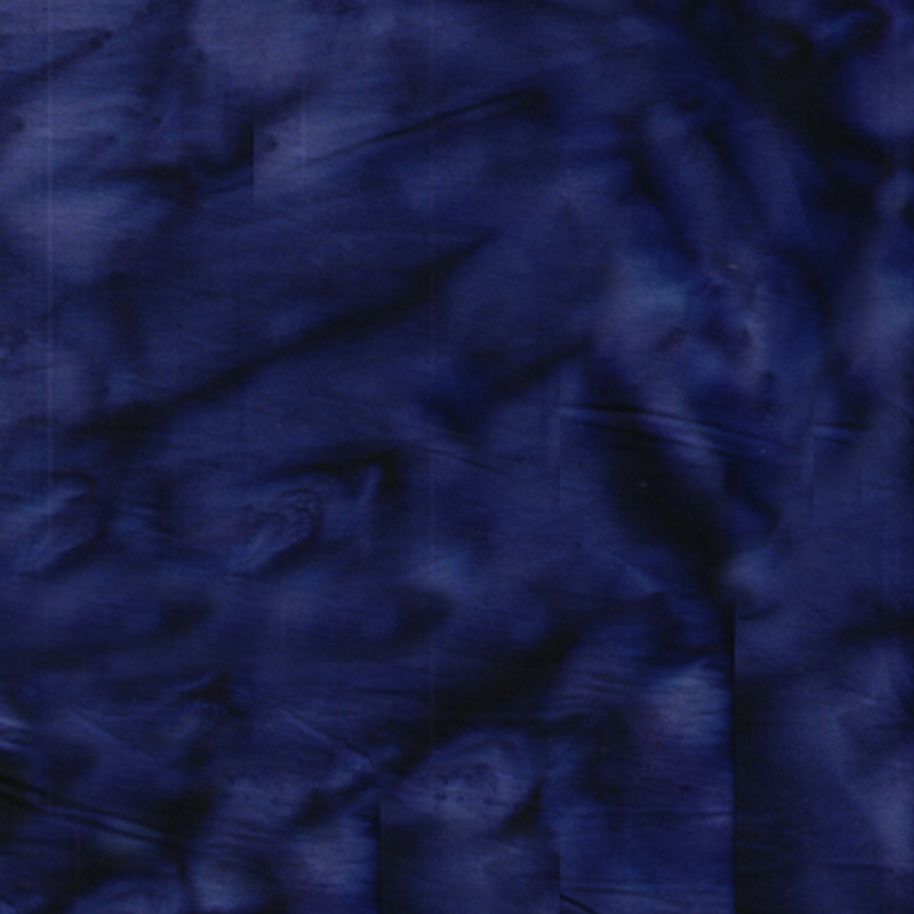 Anthology – 2686Q-X Navy Scribble Dot – Juniper – Batik