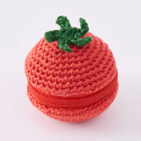 Tiny pouch crocheted with embroidery floss (Tomato)