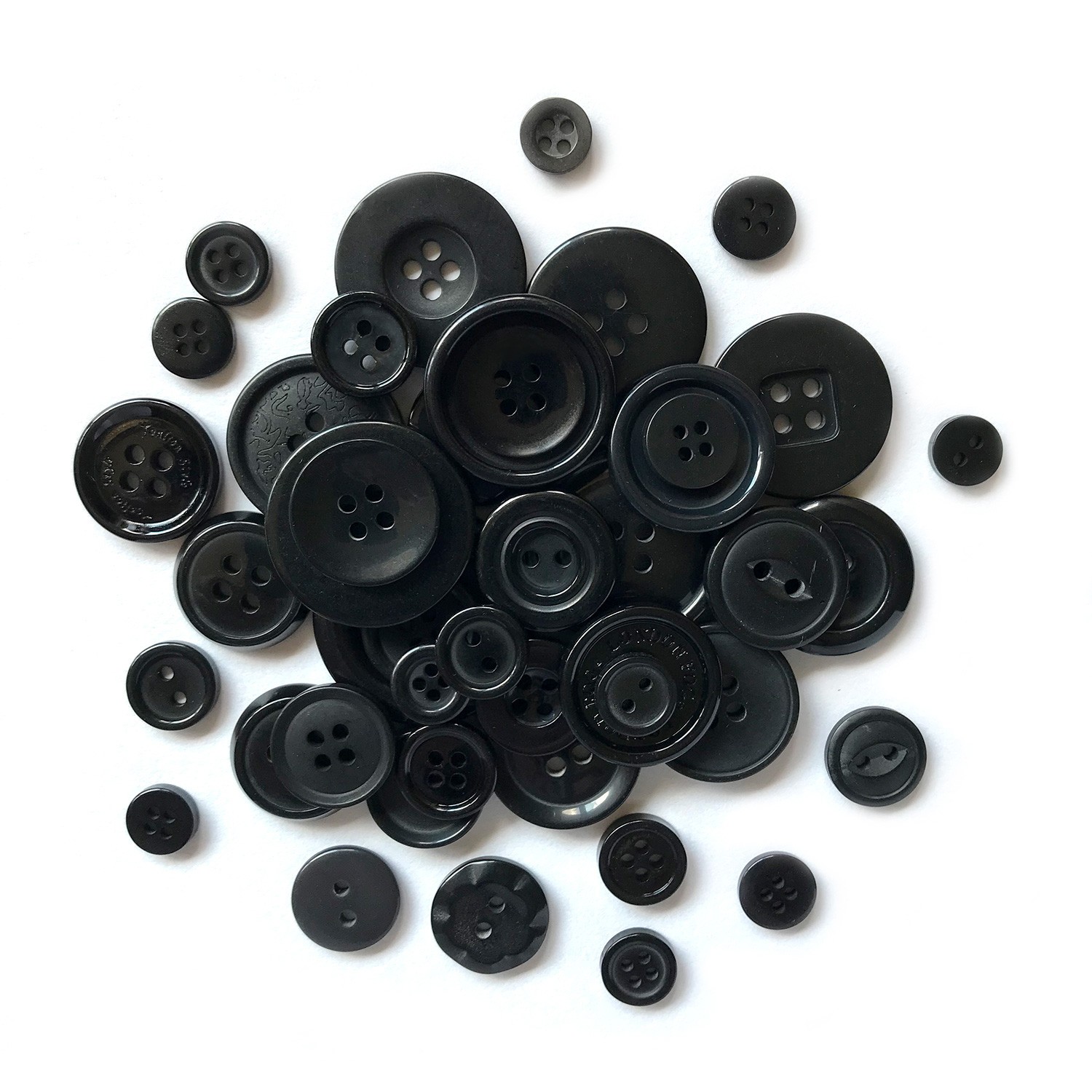 Button Candy Bag Black Licorice 5oz Assorted Sizes