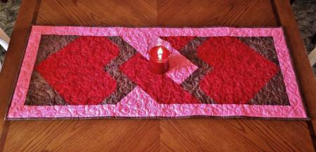 Love Knot Table Runner