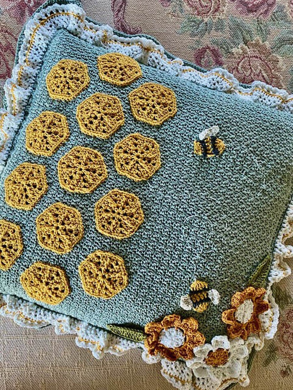 Product Image For P335-HONEYBEE.