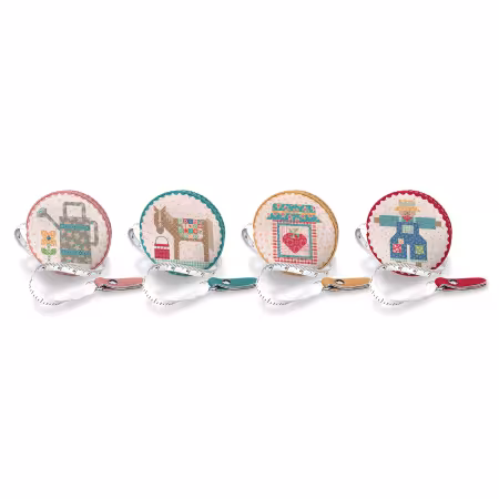 Lori Holt Farmer's Daughter Tape Measure Display