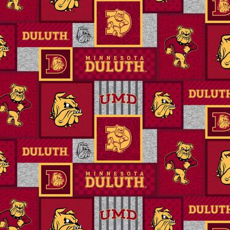 NCAA-Minnesota Duluth Bulldogs College Patch Fleece